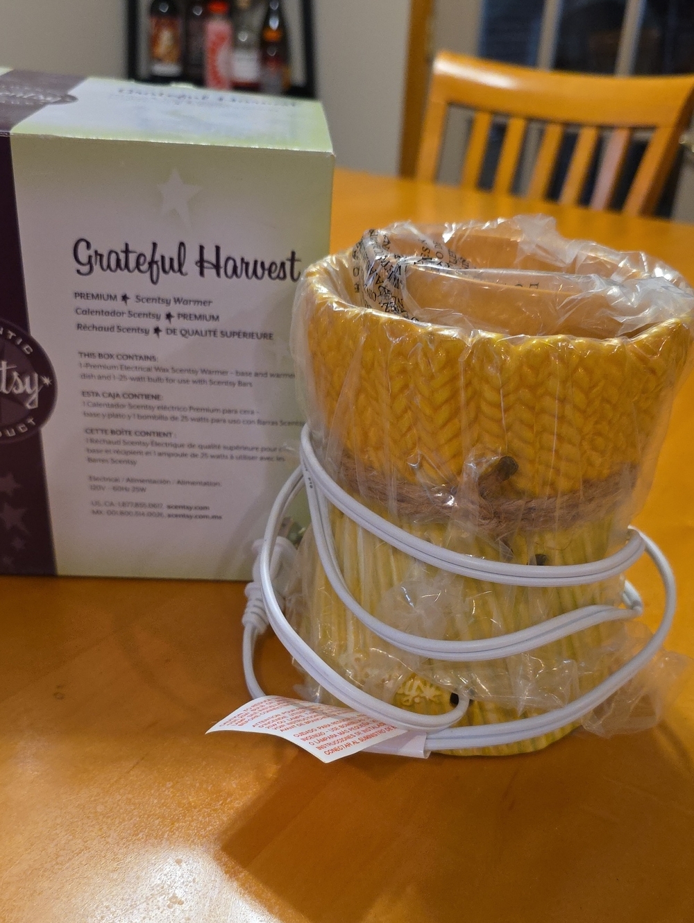 Scentsy Grateful Harvest Knit-Textured Yellow Warmer